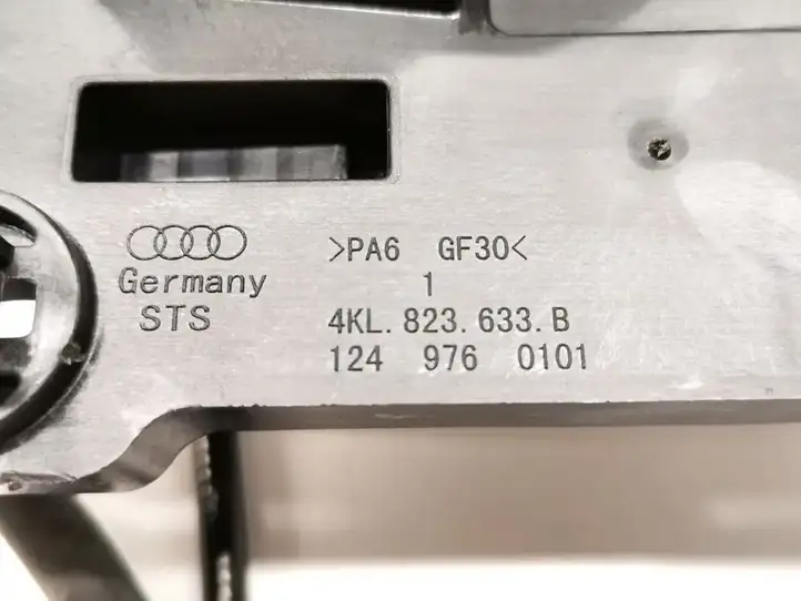 Audi e-tron (2018 - ) 4KL823633B Ручка открытия капота — фото 2