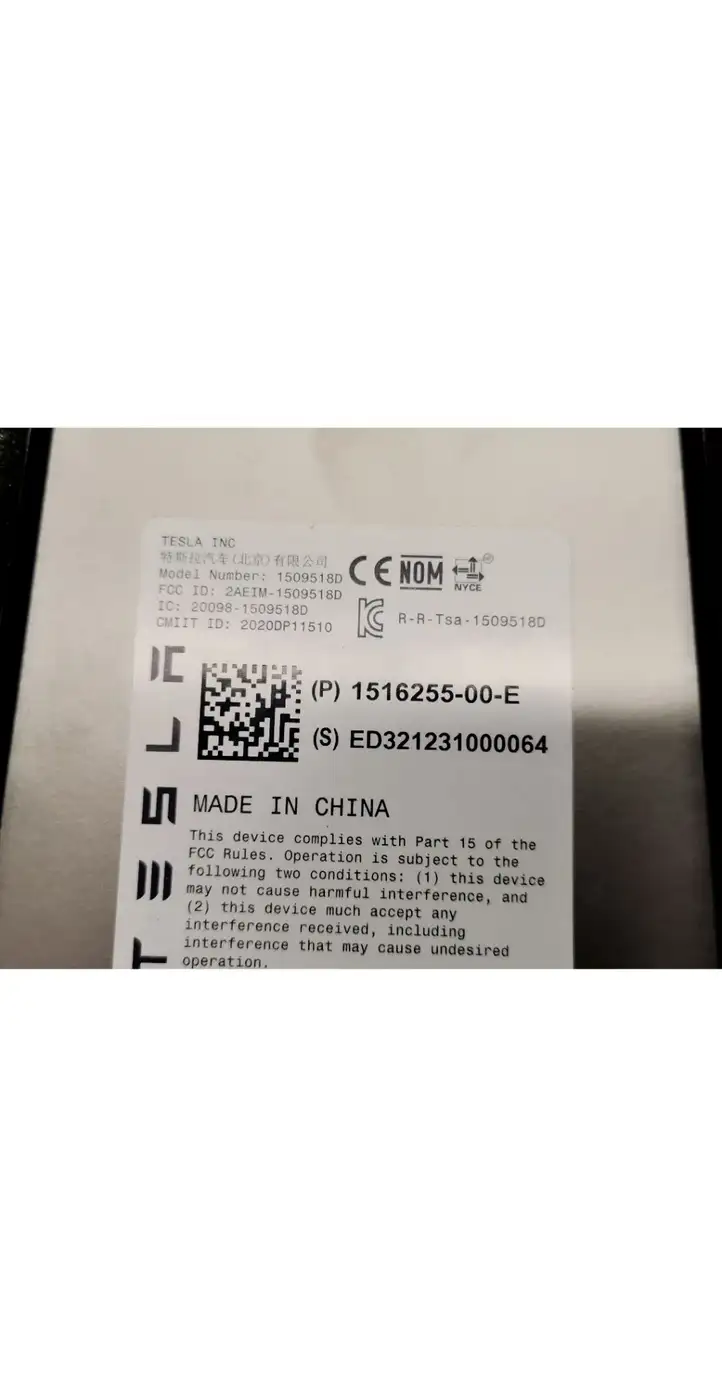 Tesla Model Y (2019 - 2024) 1516255-00-E Обшивка стойки C — фото 4