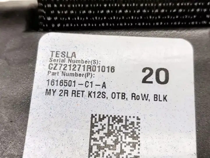 Tesla Model Y (2019 - 2024) 1616501-C1-A Задний ремень безопасности — фото 3