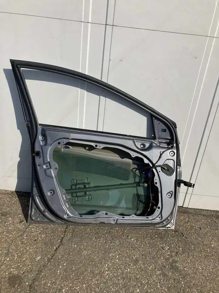 Hyundai i40 (2011 - ) Дверь — фото 4