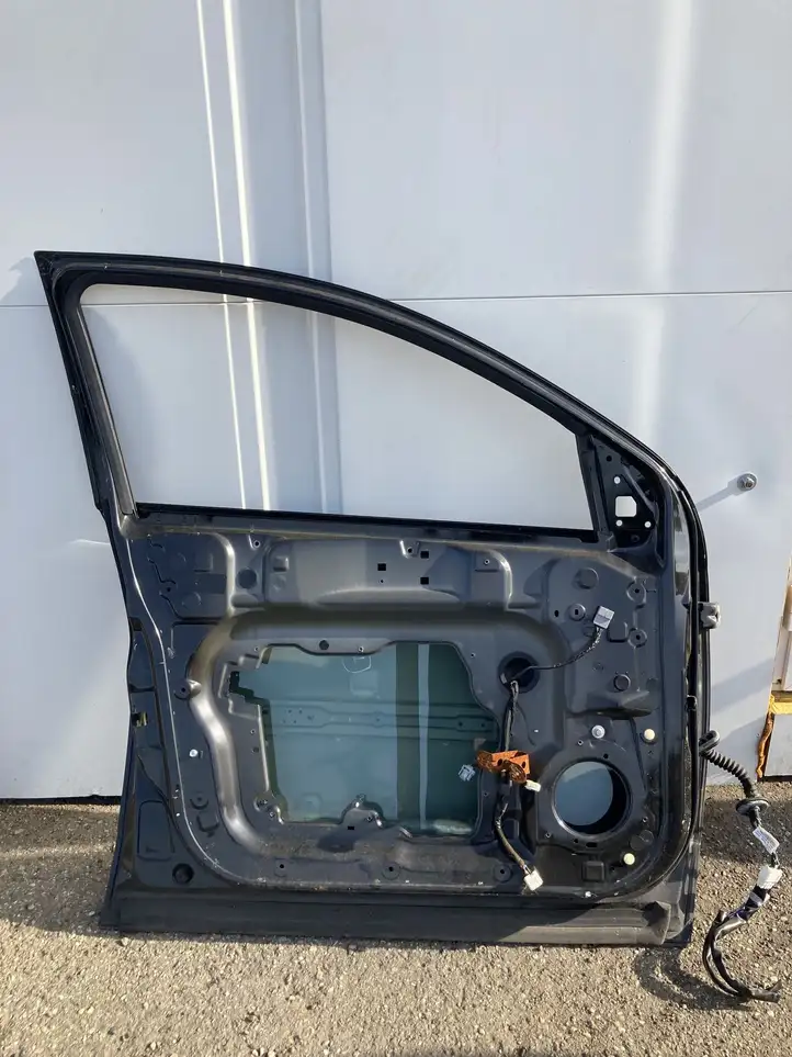 Nissan Qashqai (2010 - 2013)   Дверь