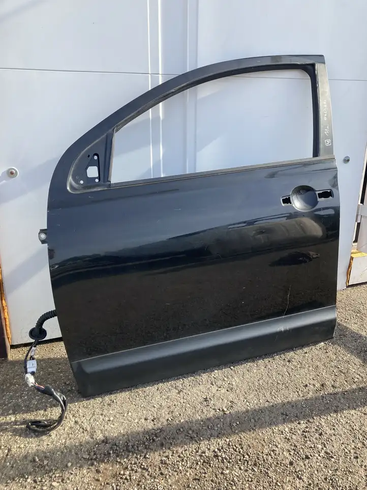 Nissan Qashqai (2010 - 2013)   Дверь