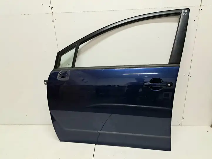 Toyota Corolla Verso AR10 (2004 - 2009) Дверь — фото 1