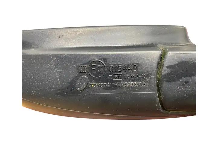 Toyota Avensis T220 (2000 - 2003) E11015440 Боковое зеркало с электроприводом — фото 9