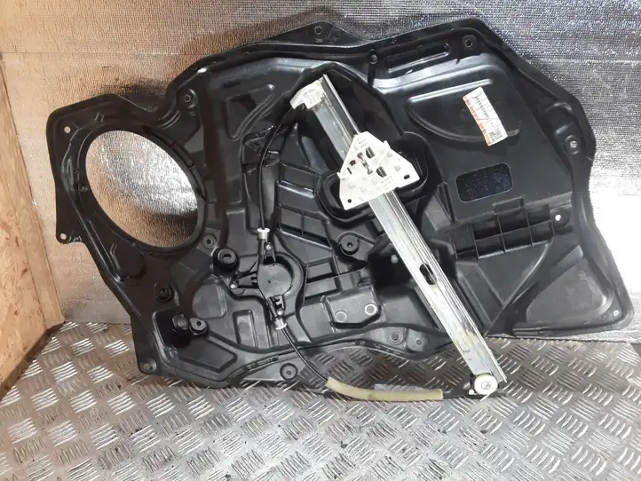 Mazda 3 II (2011 - 2013) BBM45897XC Электростеклоподъемник передний (комплект) — фото 1