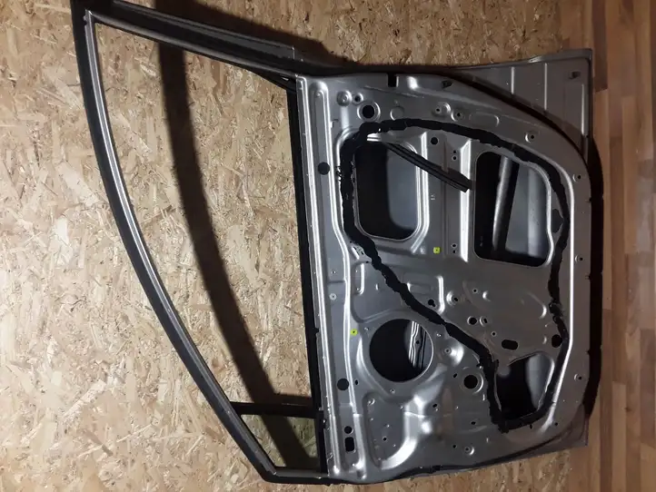 Toyota Corolla Verso AR10 (2004 - 2009) Дверь — фото 4