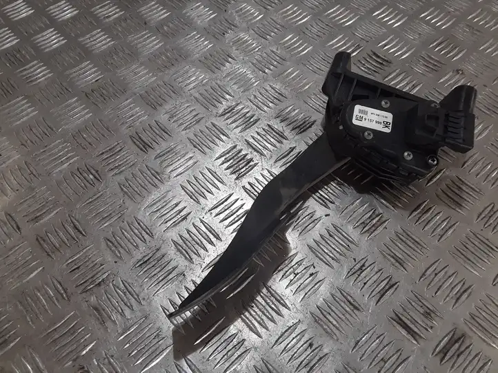Opel Astra H (2004 - 2009) 9157998BK Педаль акселератора — фото 1