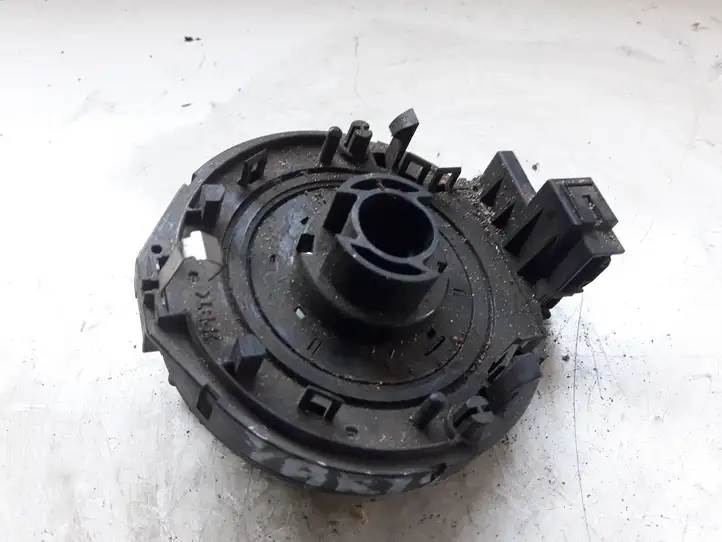 Toyota Yaris (1999 - 2003) 28E0077 Контактное кольцо SRS — фото 2