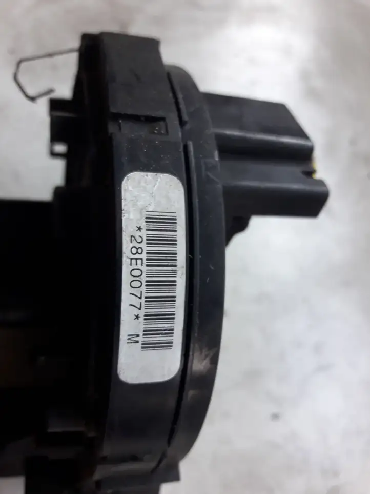 Toyota Yaris (1999 - 2003) 28E0077 Контактное кольцо SRS — фото 3