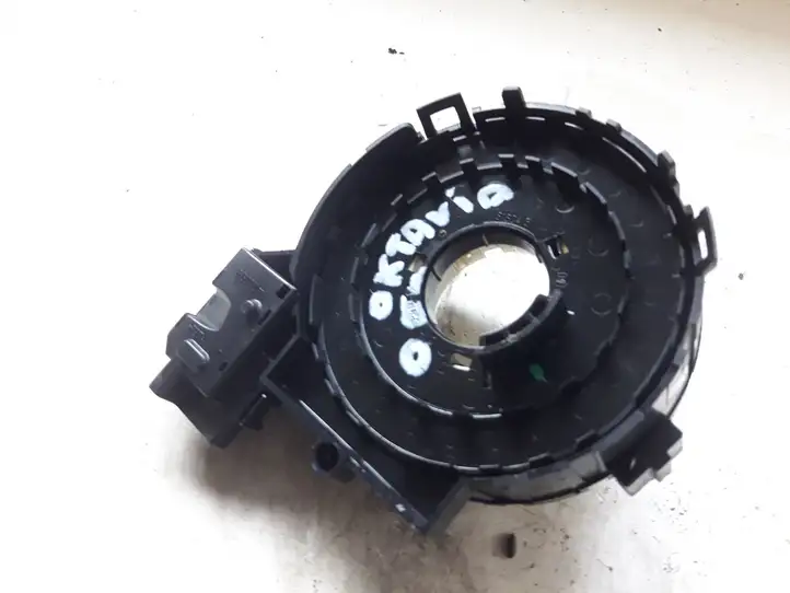 Skoda Octavia Mk2 (1Z) (2004 - 2013) 1K0959653C Контактное кольцо SRS — фото 2