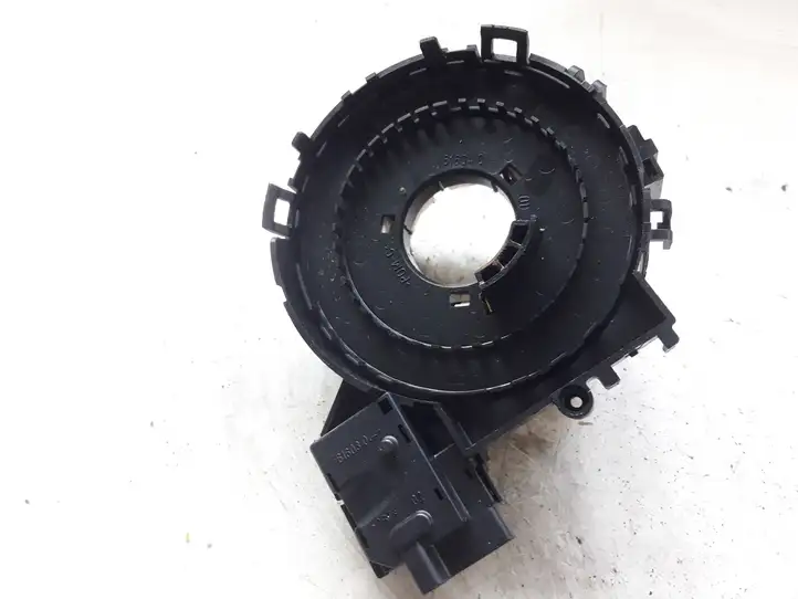 Volkswagen PASSAT B6 (2005 - 2010) 1K0959653 Контактное кольцо SRS — фото 2