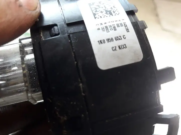 Skoda Octavia Mk2 (1Z) (2004 - 2013) 1K0959653C Контактное кольцо SRS — фото 3