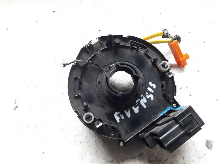 Toyota Avensis Verso (2004 - 2009) Контактное кольцо SRS — фото 2
