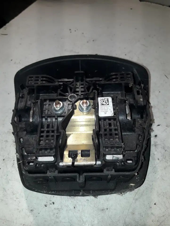 Renault Megane III (2009 - 2016) 6106288 Подушка безопасности руля — фото 2