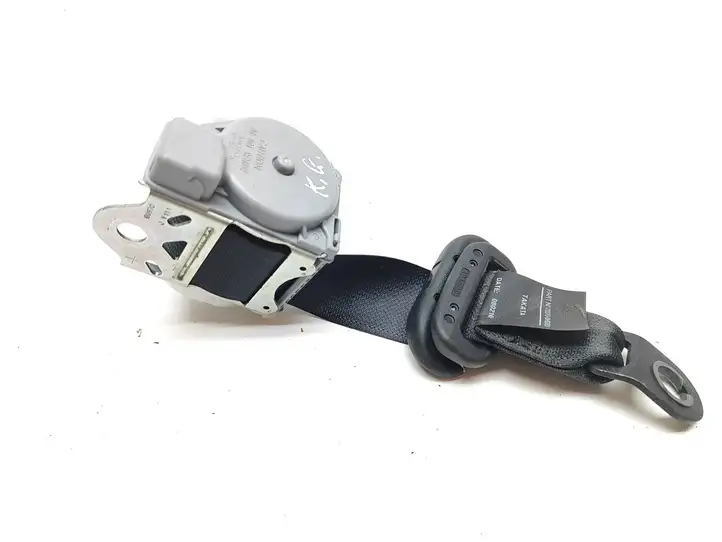 Toyota Aygo AB40 (2014 - 2018) KR1LJ26140 Задний ремень безопасности — фото 1