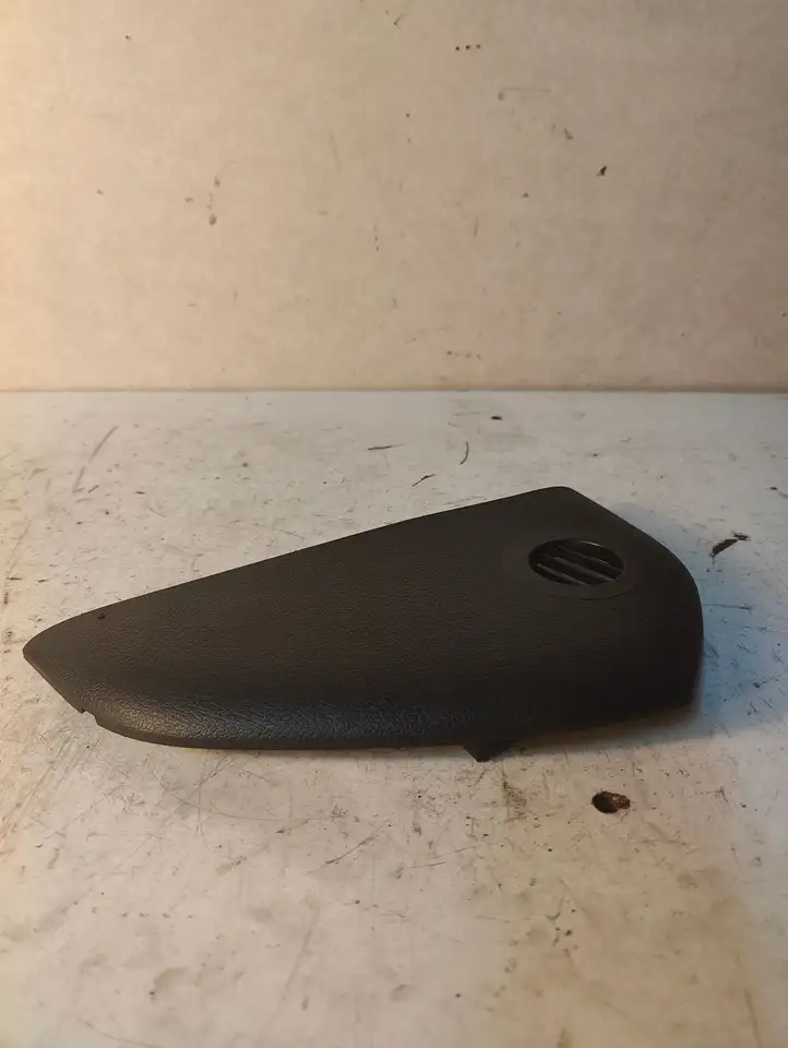 Audi A6 (2004 - 2008)  4F0857085 Отделочный щит панели (боковой)