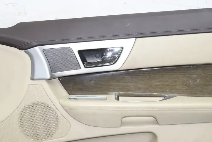 Jaguar XF X250 (2007 - 2015) Обшивка передней двери — фото 2