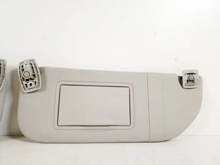 Toyota Aygo (2005 - 2008)   Щиток от солнца