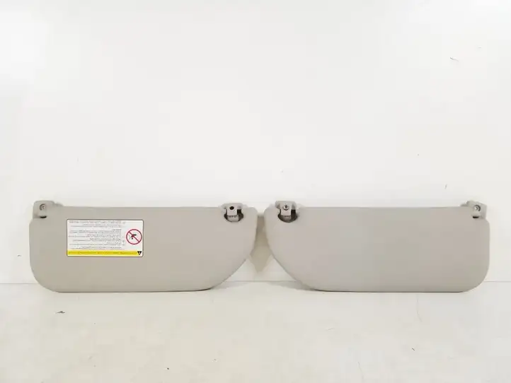 Toyota Aygo (2005 - 2008)   Щиток от солнца