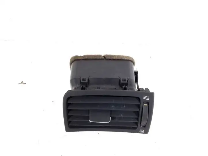 Toyota Avensis T250 (2006 - 2009) 55660-05090 Боковой воздушный дефлектор — фото 3