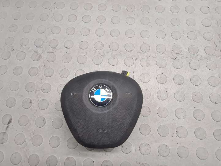 306998410 BMW 2 F45 Vairo oro pagalvė