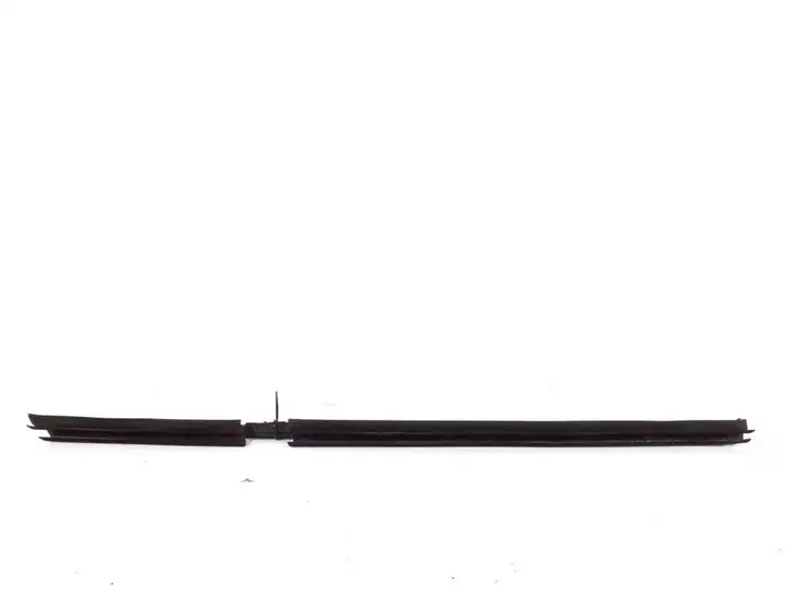 Mercedes-Benz C W205 (2014 - 2021) A2057350465 Обшивка задней двери — фото 1