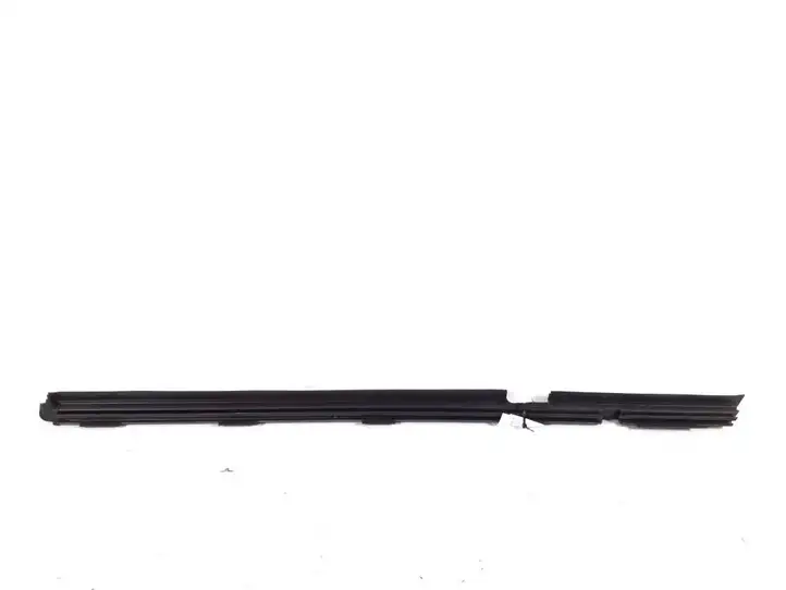Mercedes-Benz C W205 (2014 - 2021) A2057350465 Обшивка задней двери — фото 2