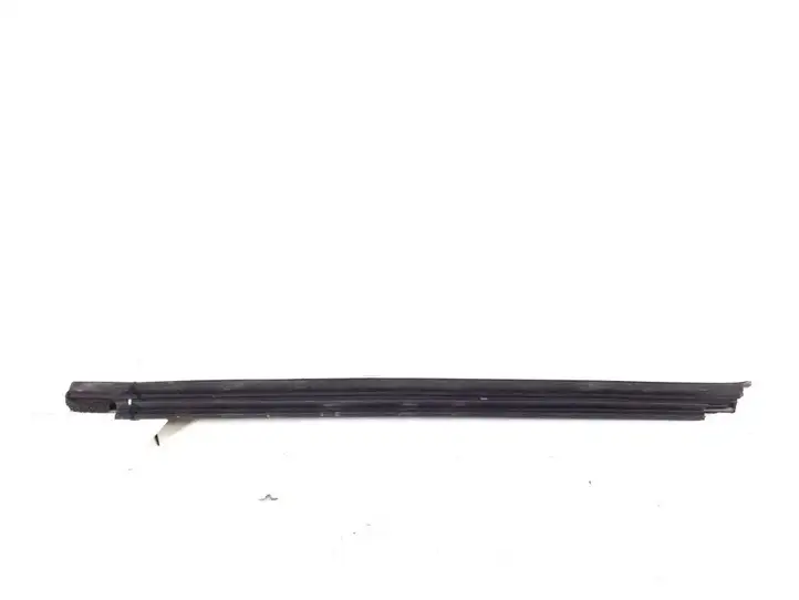 Toyota Avensis T270 (2009 - 2012) 68173-05100 Обшивка задней двери — фото 1