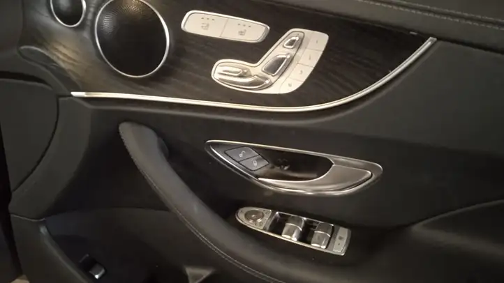 Mercedes-Benz E W238 (2017 - ) A2389050501 Комплект отделки дверей — фото 3