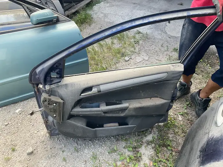 Opel Astra H (2004 - 2009) Дверь — фото 4