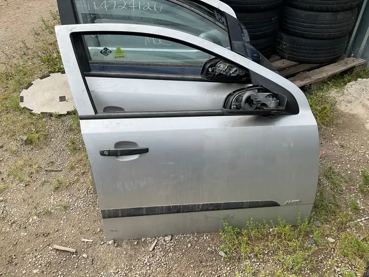 Opel Astra H (2004 - 2009) Дверь — фото 1