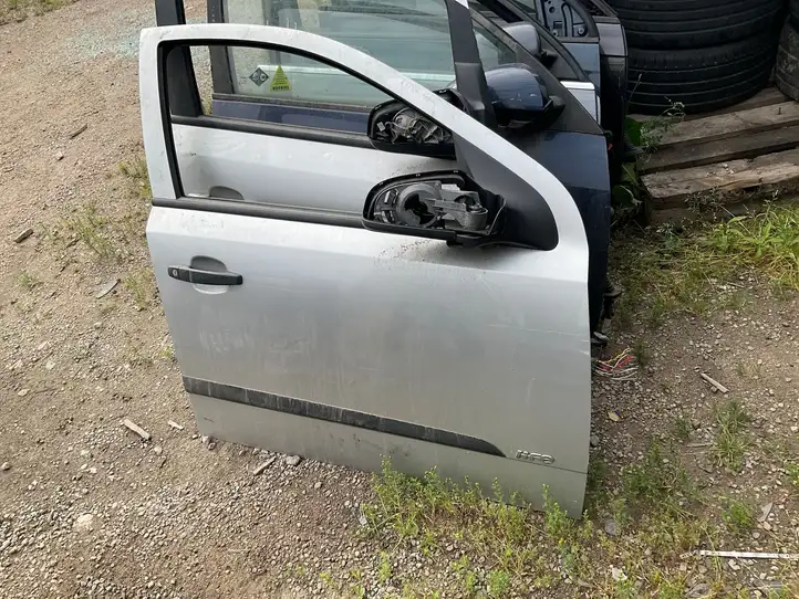 Opel Astra H (2004 - 2009) Дверь — фото 2