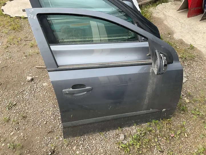 Opel Astra H (2004 - 2009) Дверь — фото 1