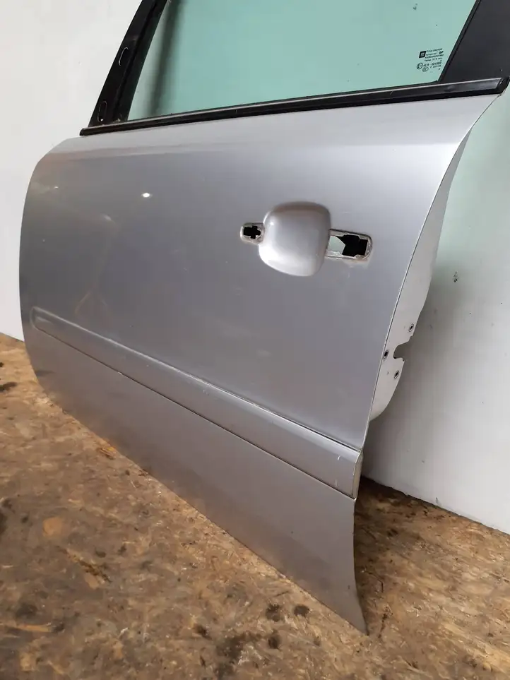 Opel Zafira B (2008 - 2014) Дверь — фото 2