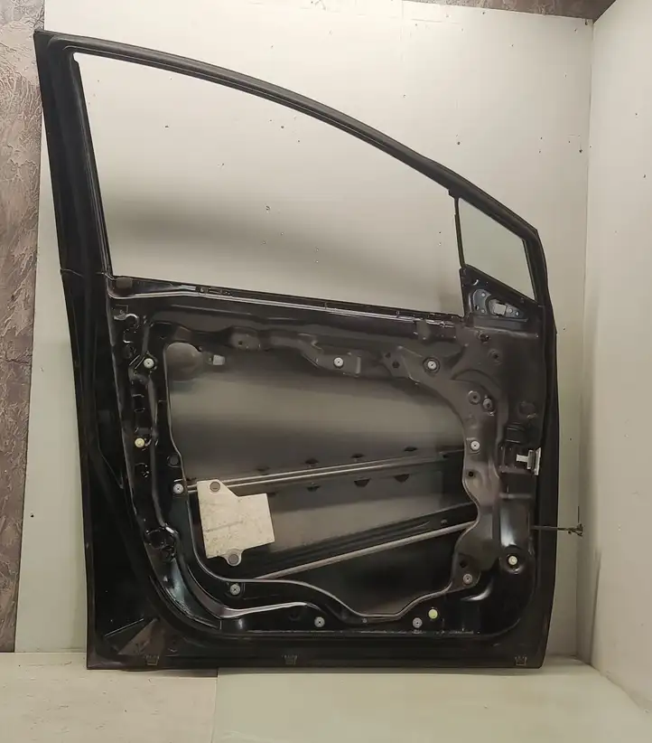 Mazda 5 (2005 - 2010) Дверь — фото 2