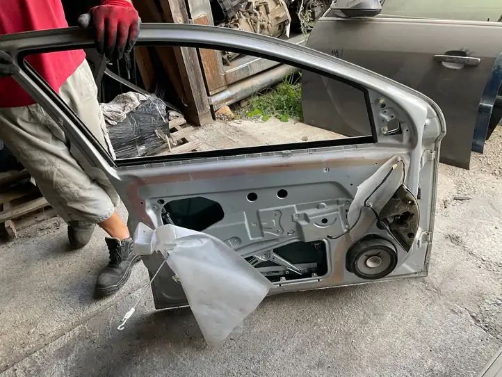 Opel Astra H (2004 - 2009) Дверь — фото 4