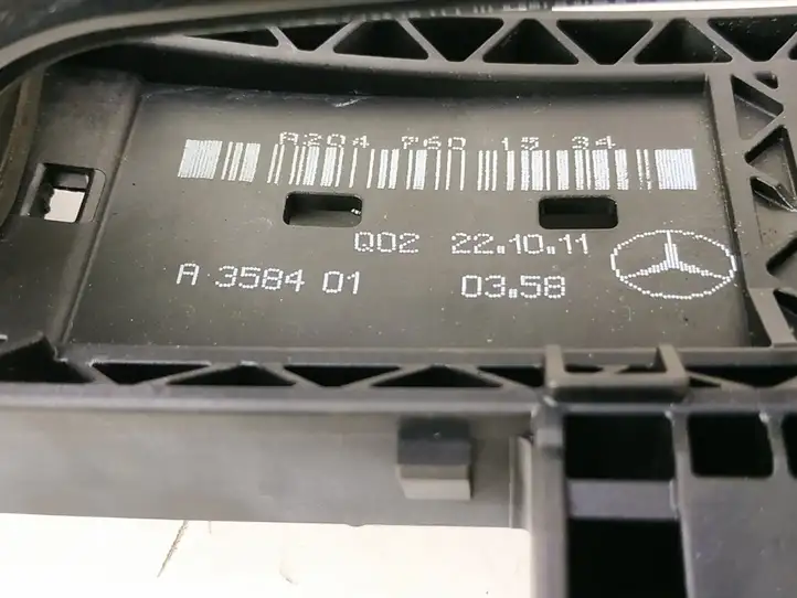 Mercedes-Benz C W204 (2007 - 2014) 2047600170 Наружная ручка двери — фото 7