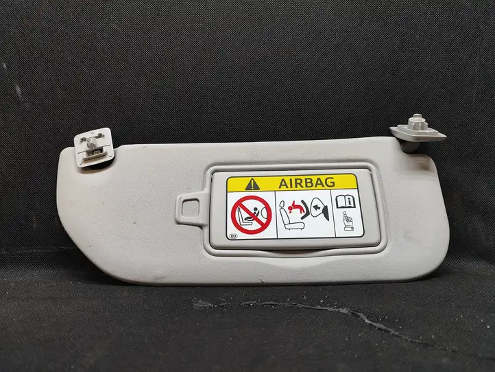 Toyota Aygo AB40 (2014 - 2018) Солнцезащитный козырек — фото 1