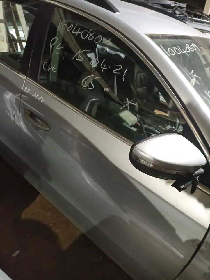 Volkswagen PASSAT B7 (2011 - 2014) Дверь — фото 2