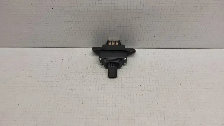 Volkswagen Transporter-Caravelle (2003 - 2009)  7H0907438 Контактное соединение дверей