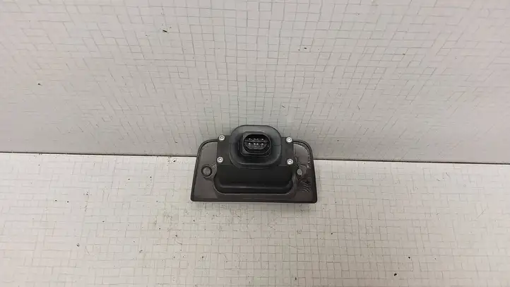 Volkswagen Transporter-Caravelle (2003 - 2009)  7H0907438 Контактное соединение дверей