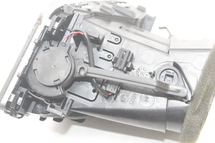 Audi A5 8T 8F (2007 - 2011) 8T2820901C Воздушная решетка панели — фото 4