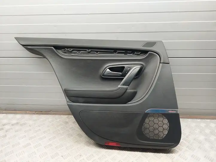 Volkswagen PASSAT CC (2012 - 2017) 3C8867211 Обшивка задней двери — фото 1