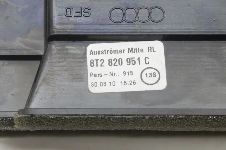 Audi A5 8T 8F (2007 - 2011) 8T2820951C Воздушная решетка панели — фото 6