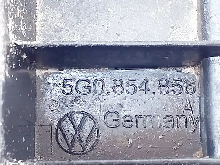 Volkswagen Golf VII (2013 - 2019) 5G0854856 Задний брызговик — фото 3