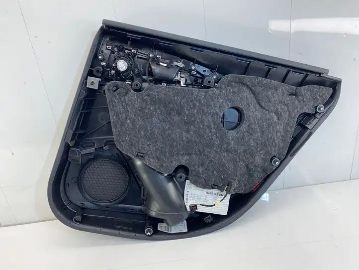 Audi A6 C7 (2014 - 2018) 4G0867305A Обшивка задней двери — фото 4