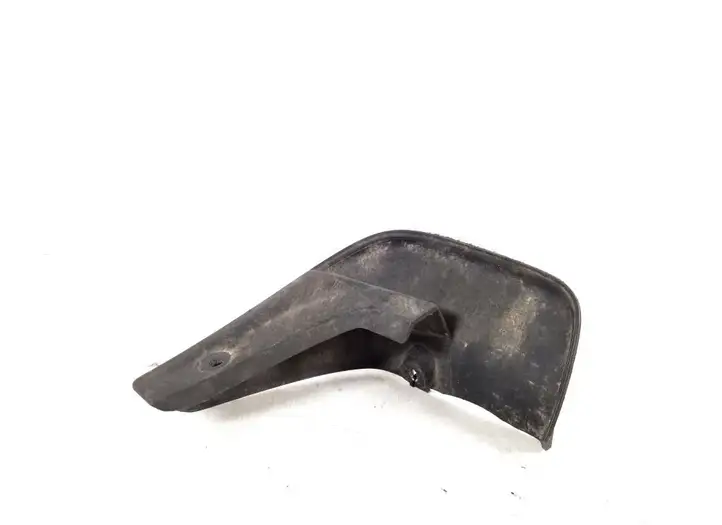 Toyota Corolla E120 E130 (2000 - 2004) 76626-12490 Задний брызговик — фото 2