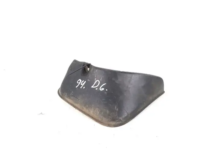 Toyota Corolla E120 E130 (2000 - 2004) 76625-02130 Задний брызговик — фото 1