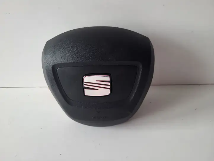Seat Exeo (3R) (2008 - 2013) Подушка безопасности руля — фото 1