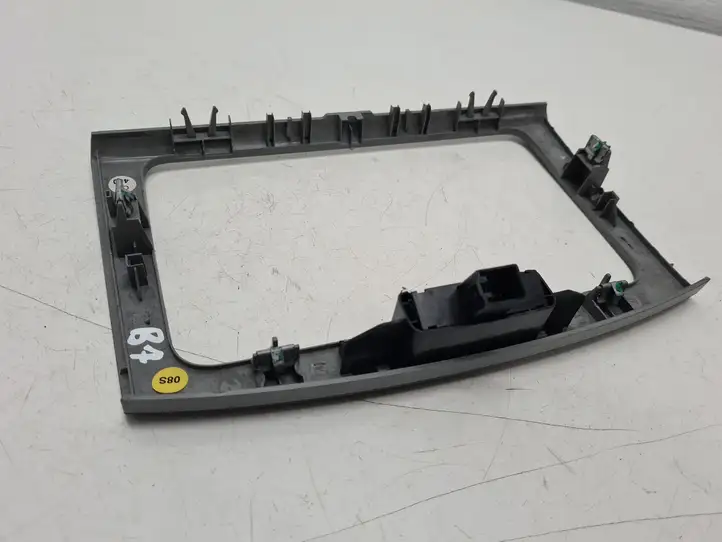 Volkswagen PASSAT B7 (2011 - 2014)  3AA858069F Отделка радио/ навигации